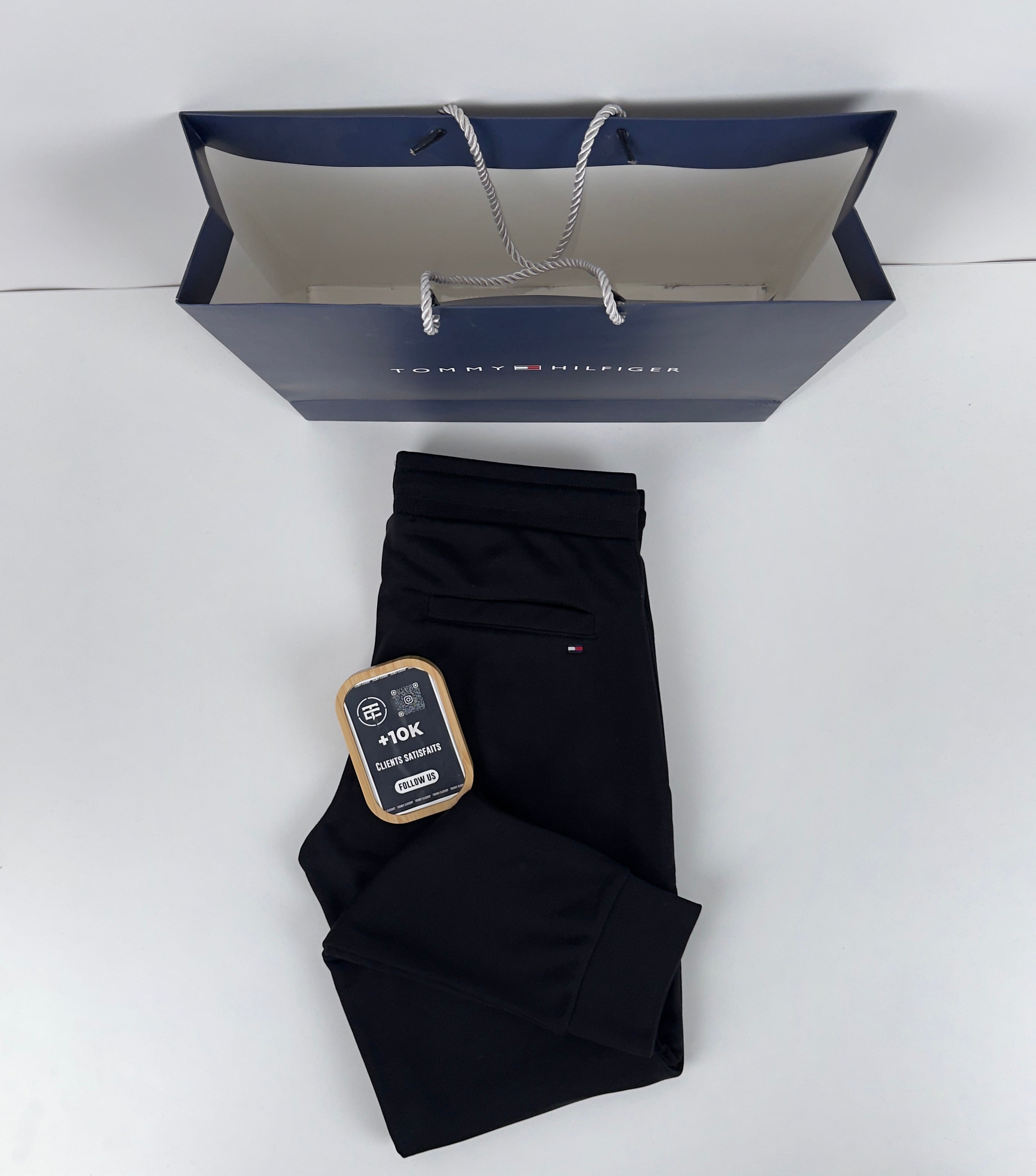 Ensemble Tommy Hilfiger ( Sweat à capuche + Pantalon )